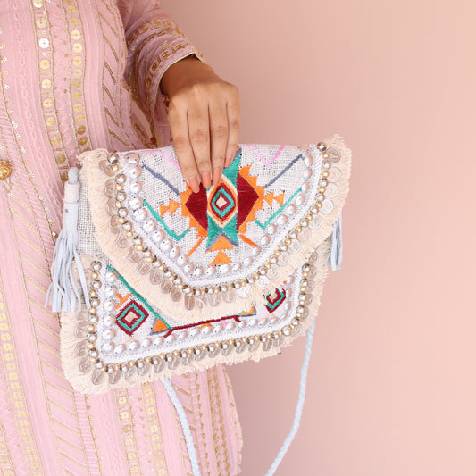Boho Amulet White Embroidered Jute Coin Bag
