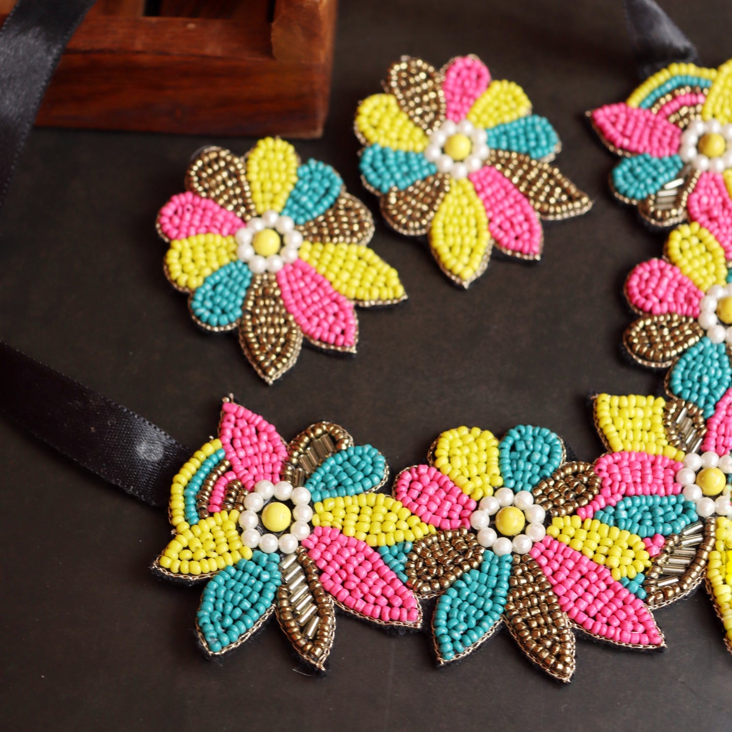 Floral Necklace Set