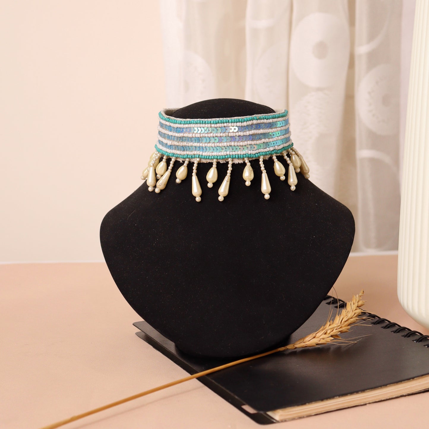 Ashira Choker