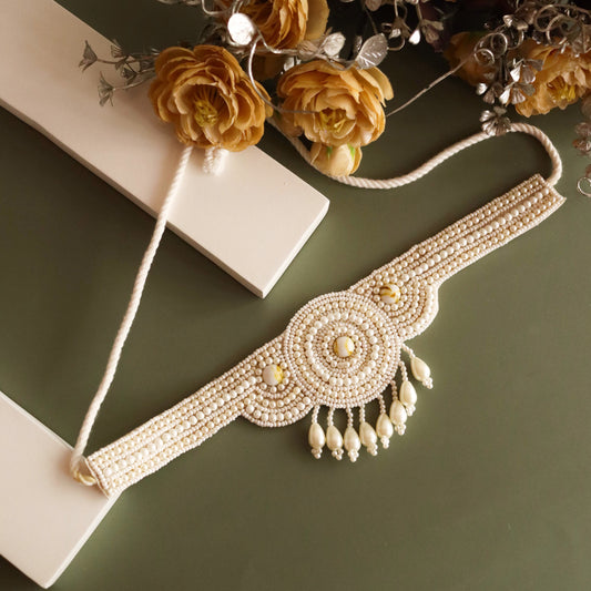 Aahna Pearl Necklace