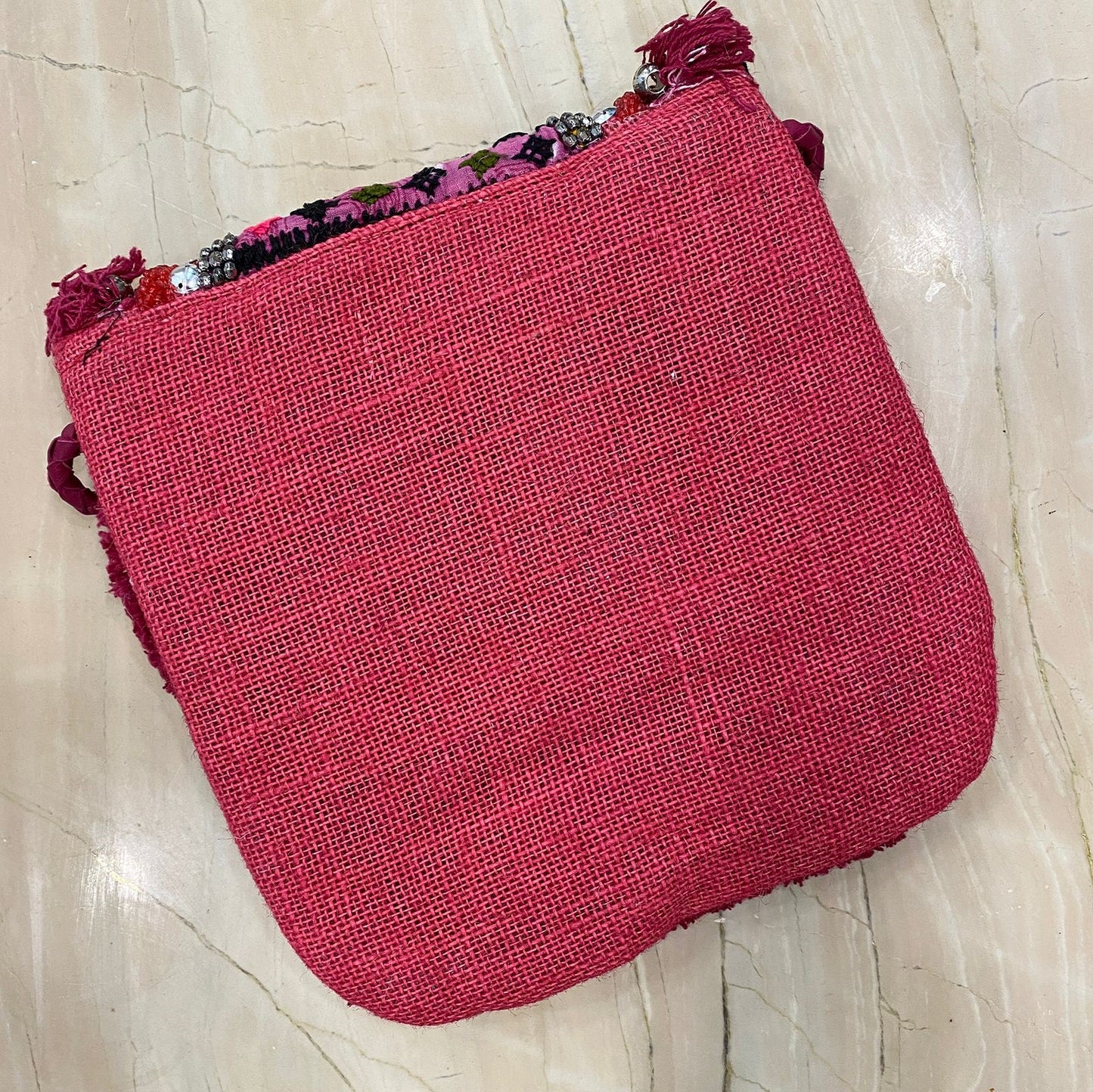 Petite Banjara 1 : Maroon