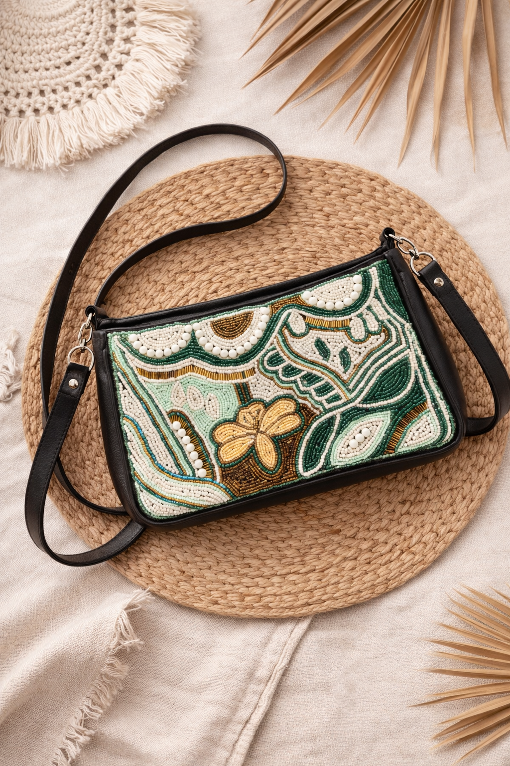 Cedar Story Shoulder Sling