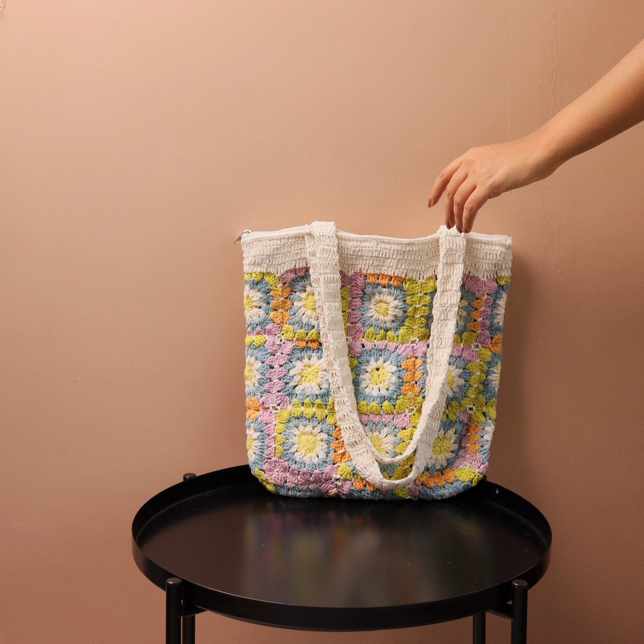 Glory Crochet Bag