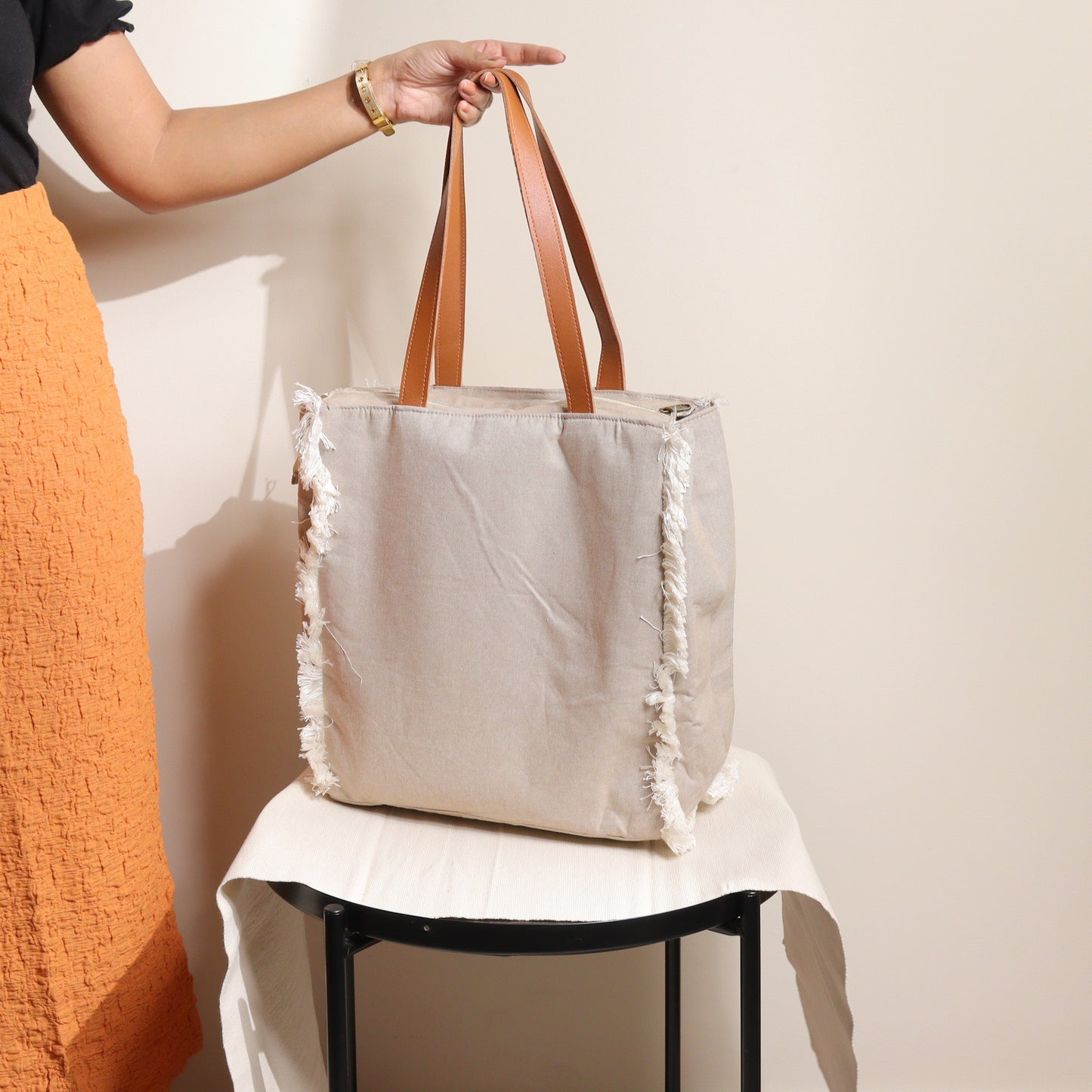 Roots Urban Chic Tote