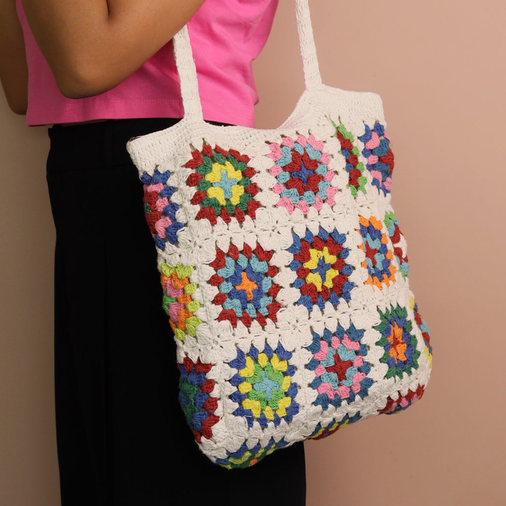 Azuna Crochet Bag