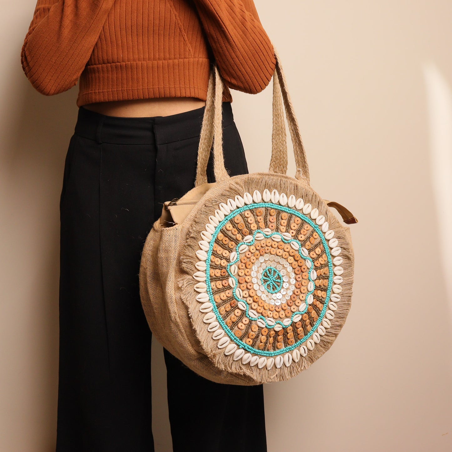 Round Shell Beaded Tote Bag