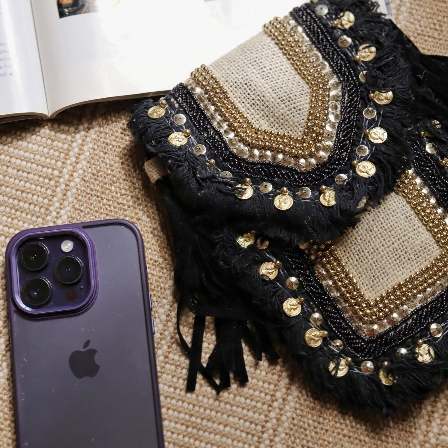 Black Jute Mobile Sling