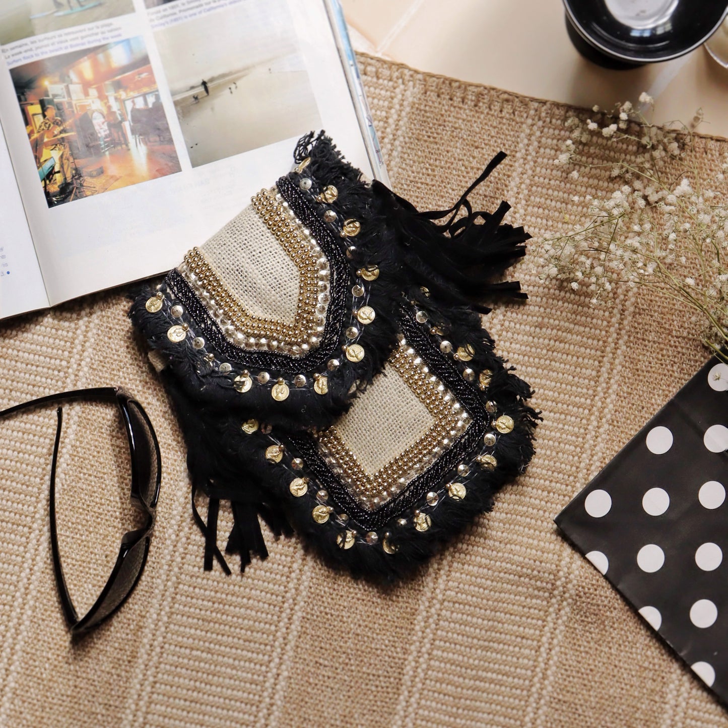 Black Jute Mobile Sling