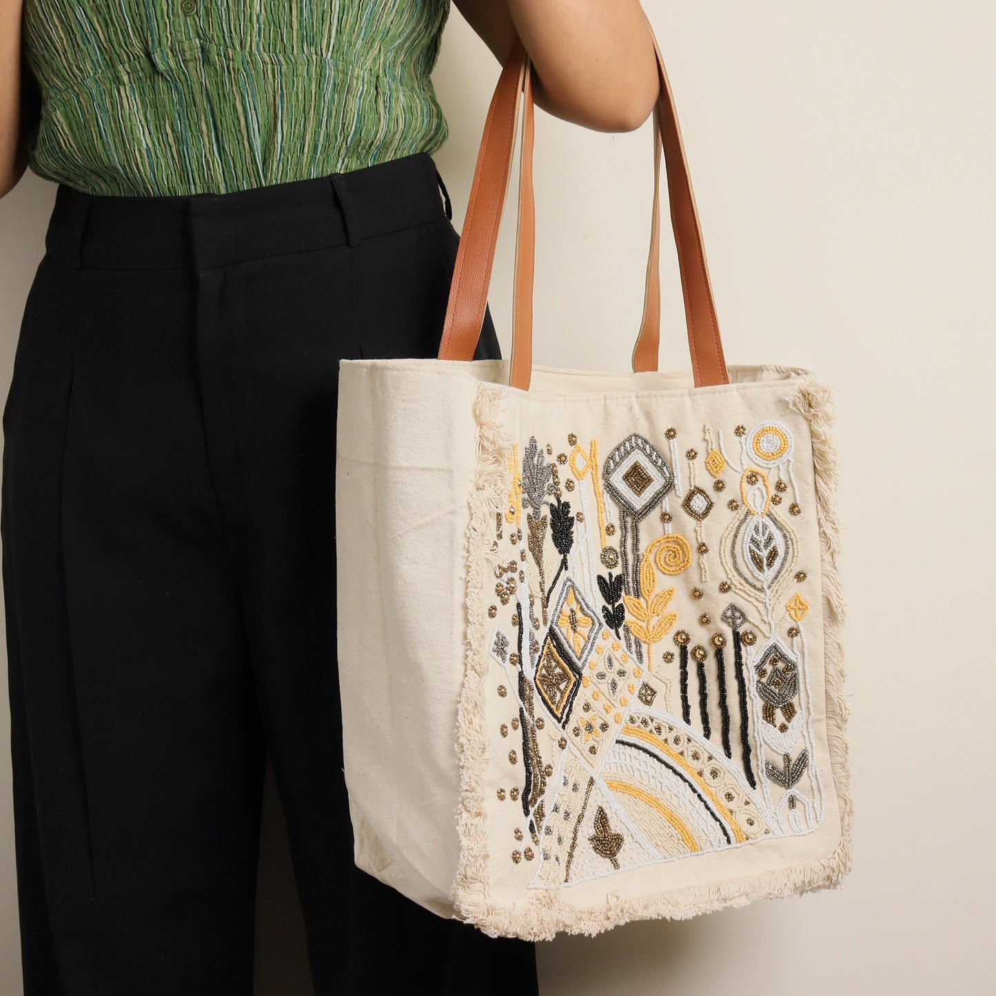 Whisper Wide Urban Chic