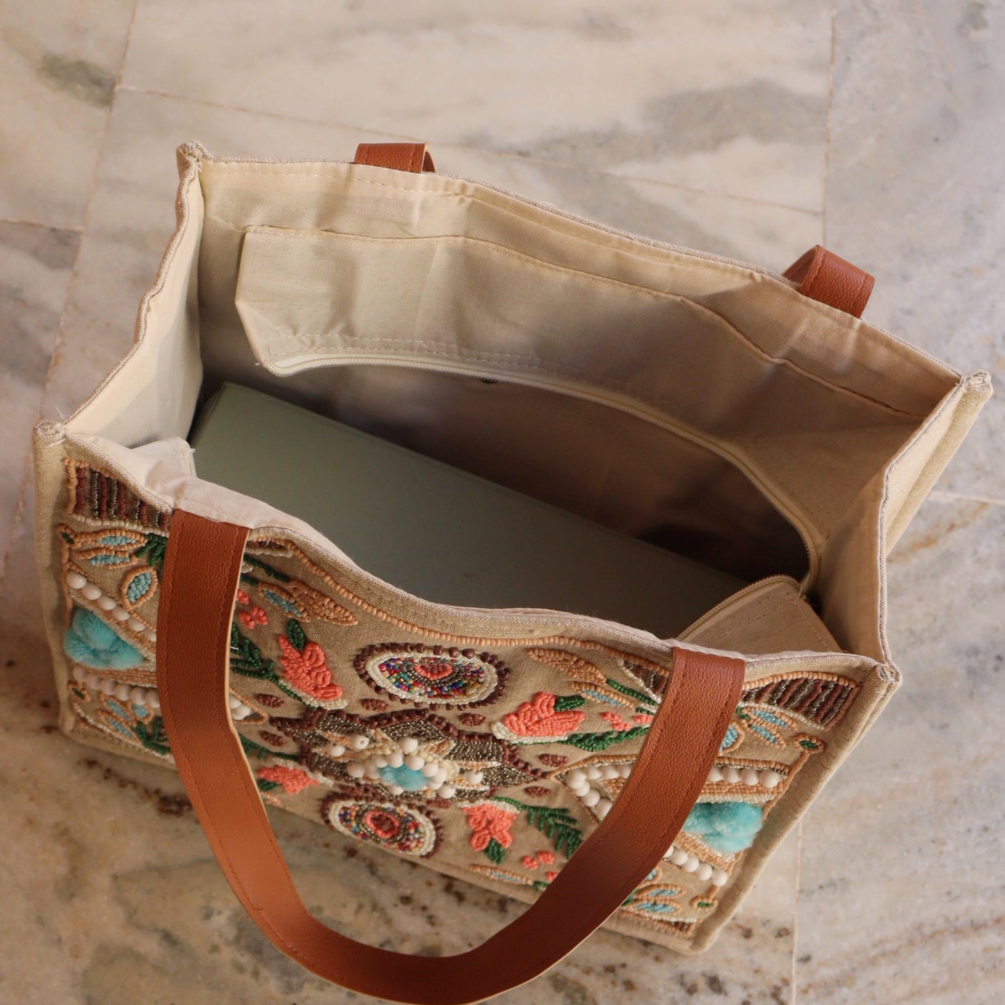 Aura Tote