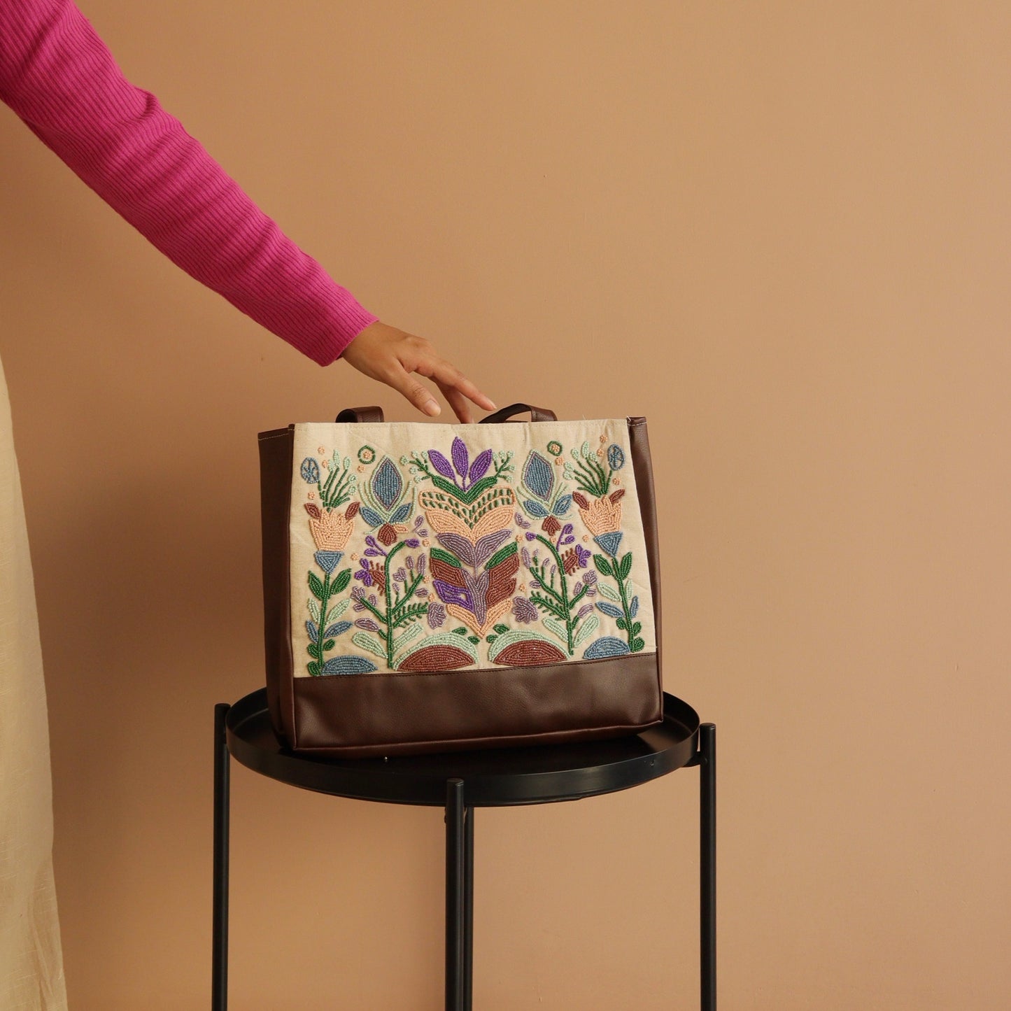 Lisbon Tote Box Bag