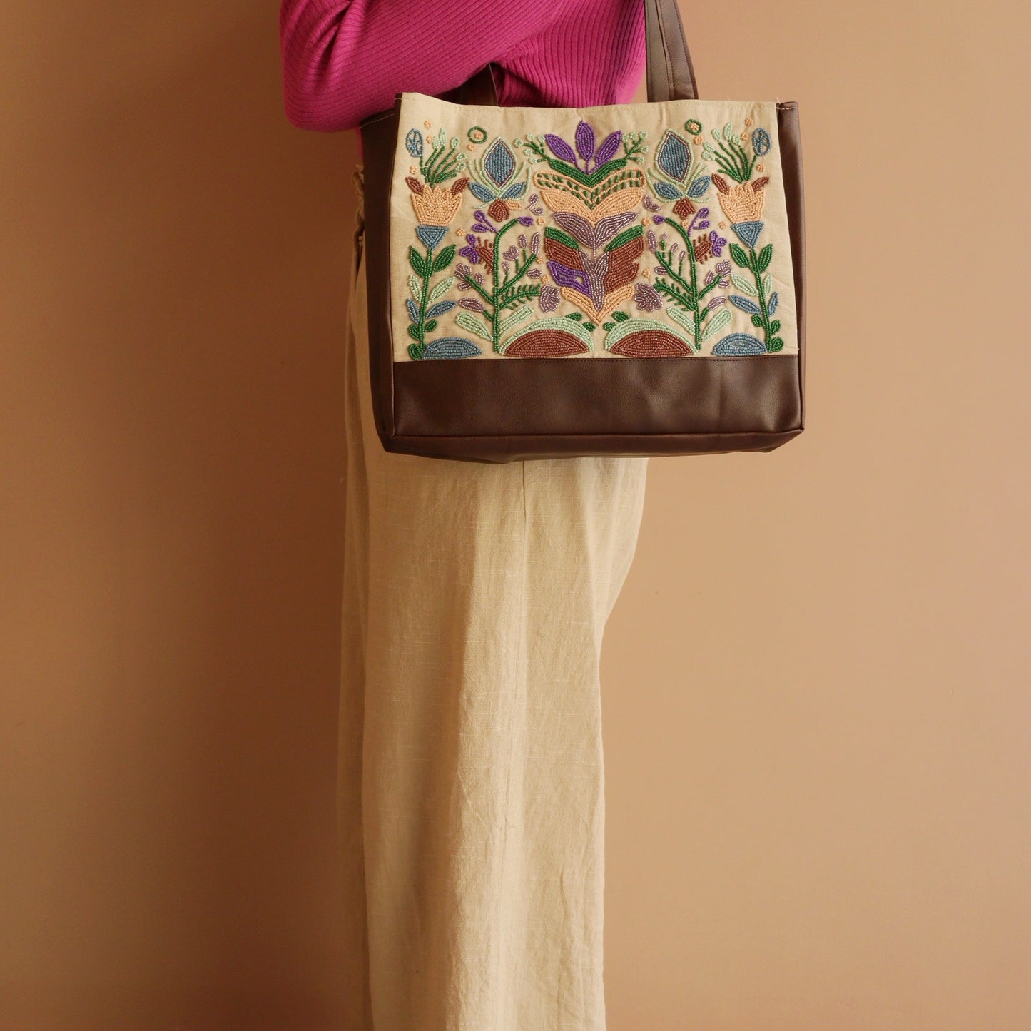 Lisbon Tote Box Bag