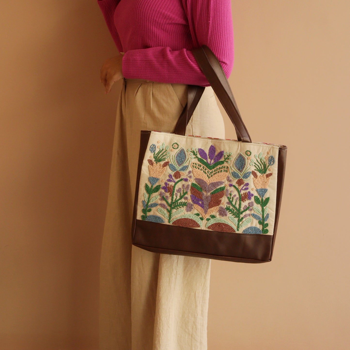 Lisbon Tote Box Bag