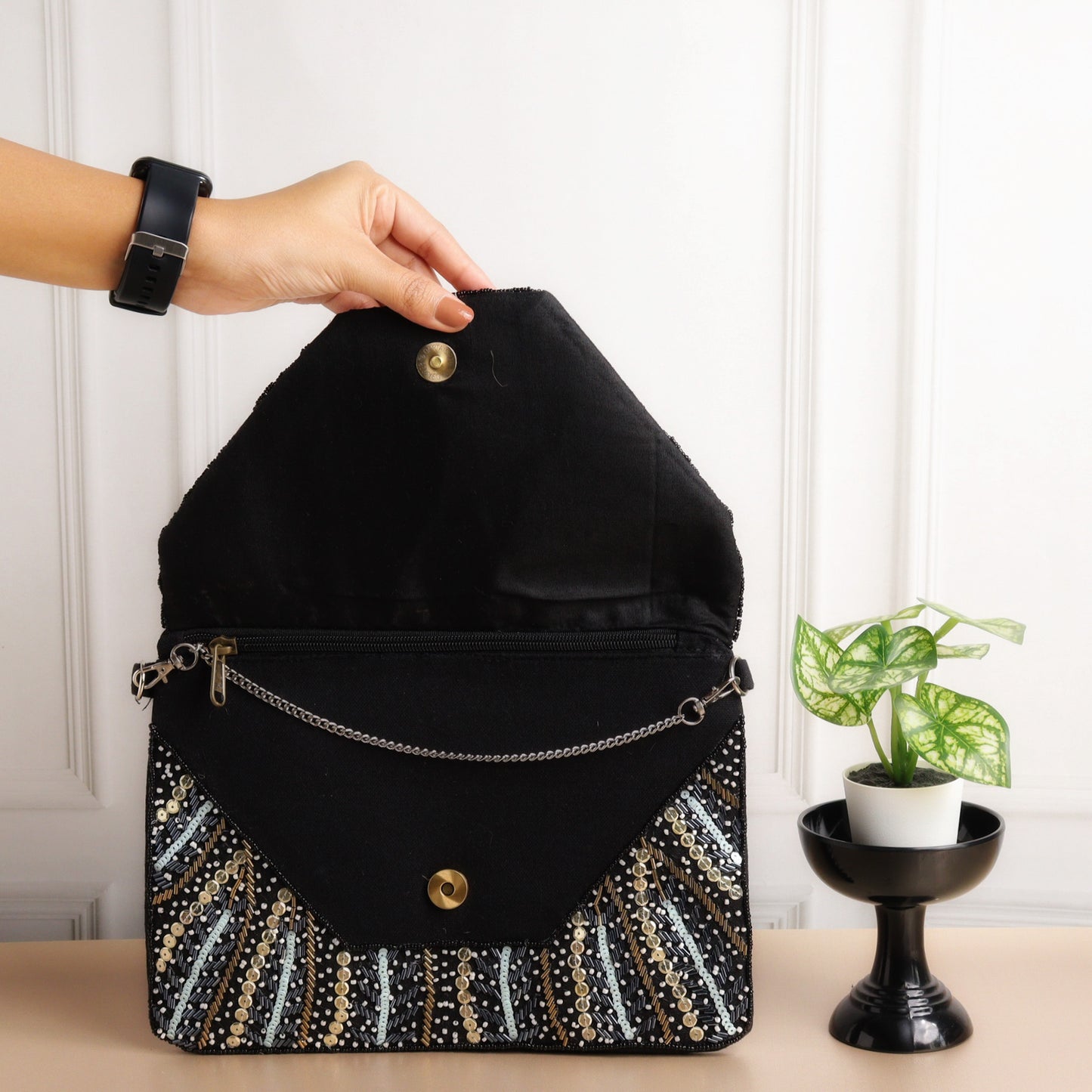 Jute Romantic Getaway
