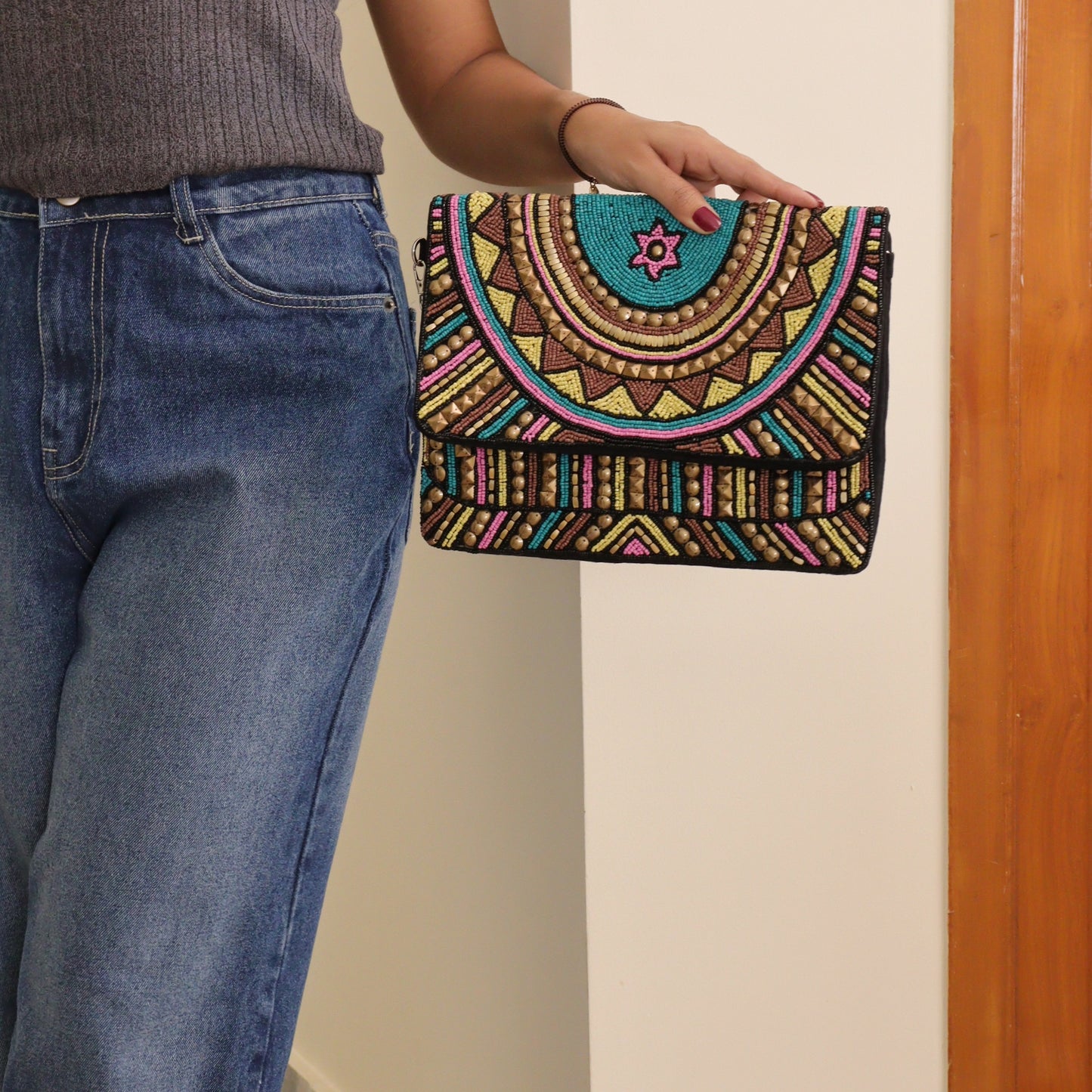 Crystal Maniac Multicolored Beaded