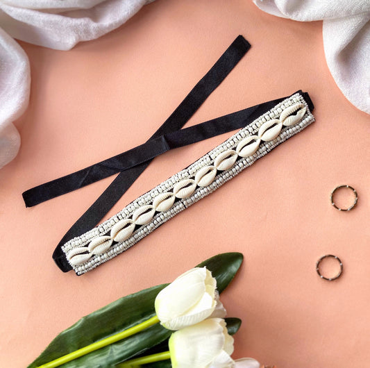 White Shell Choker