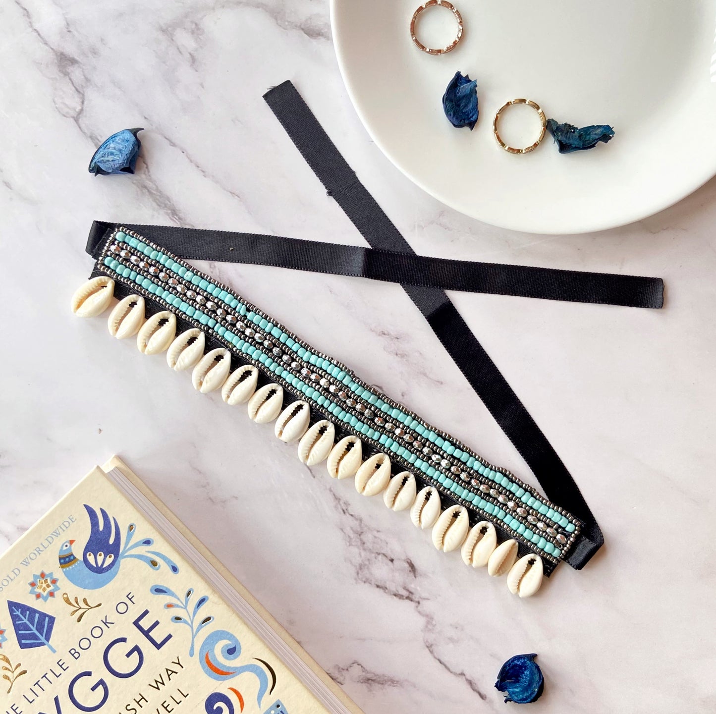 Blue Shell Choker