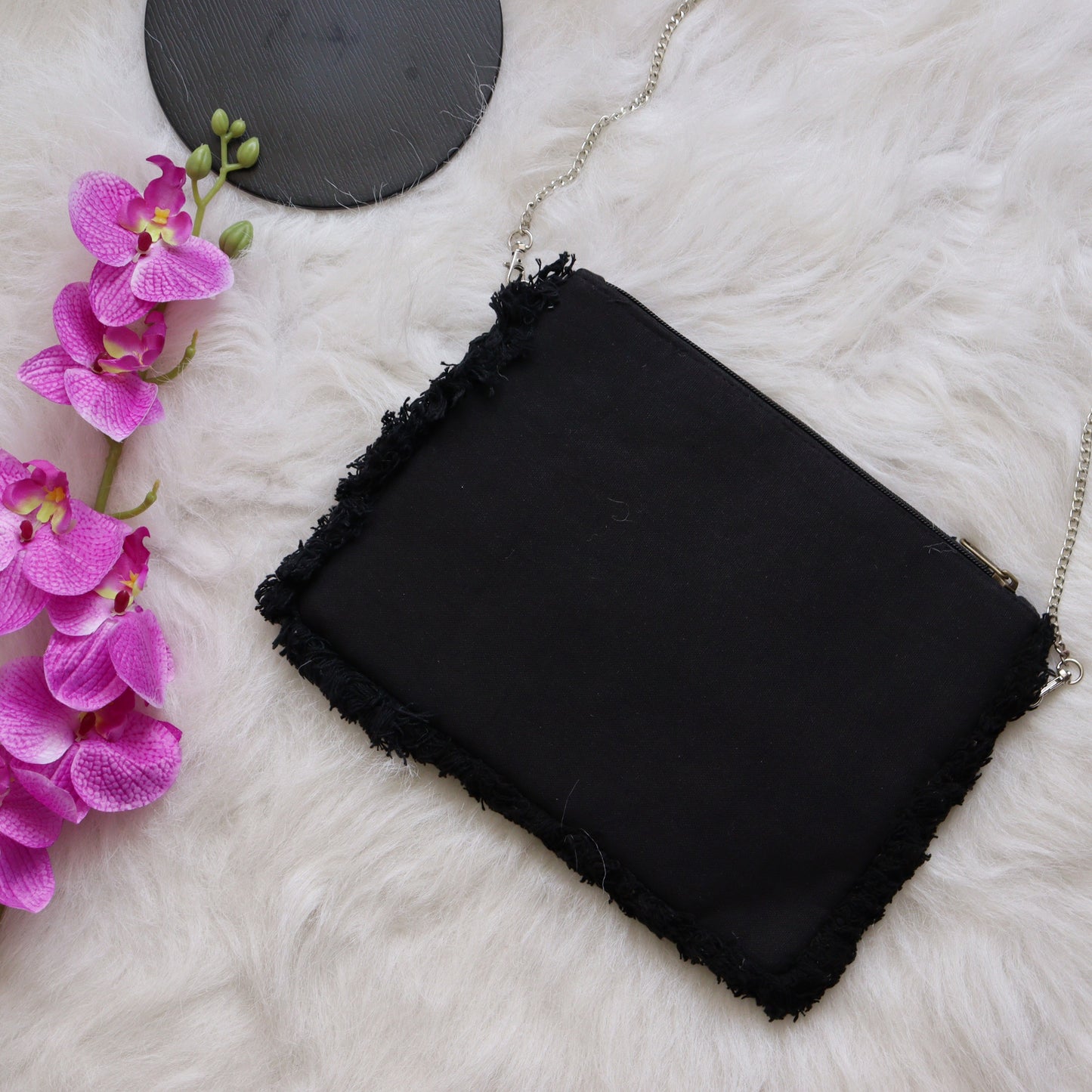 Sparkling Black Amber