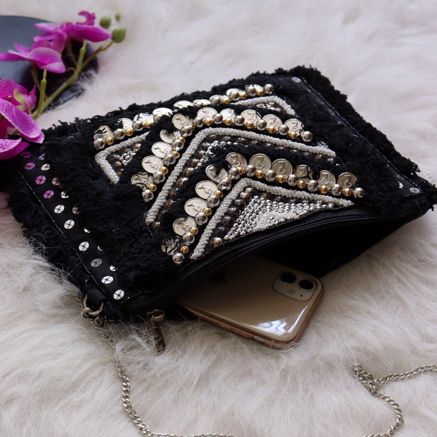 Sparkling Black Amber