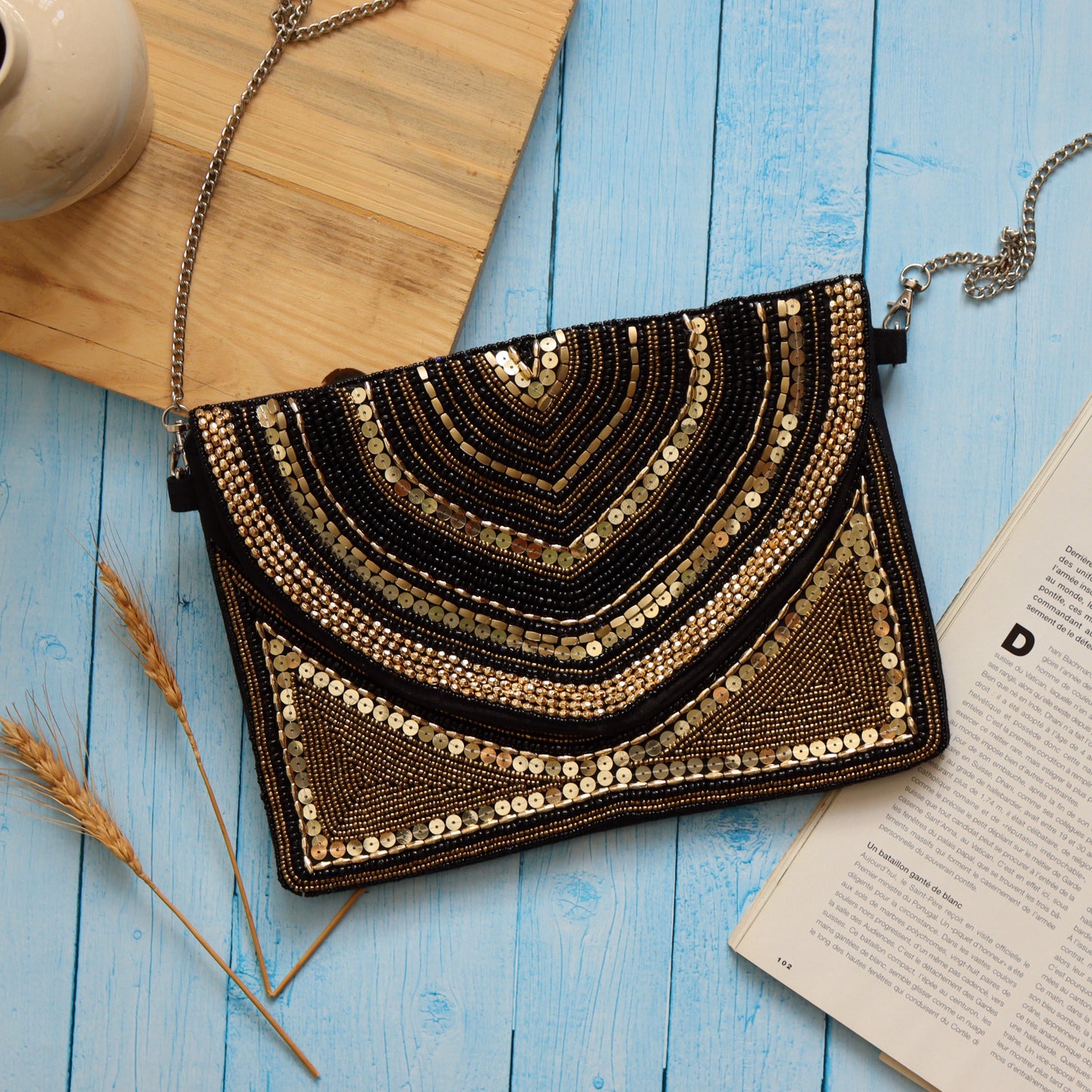 Izara Black Gold