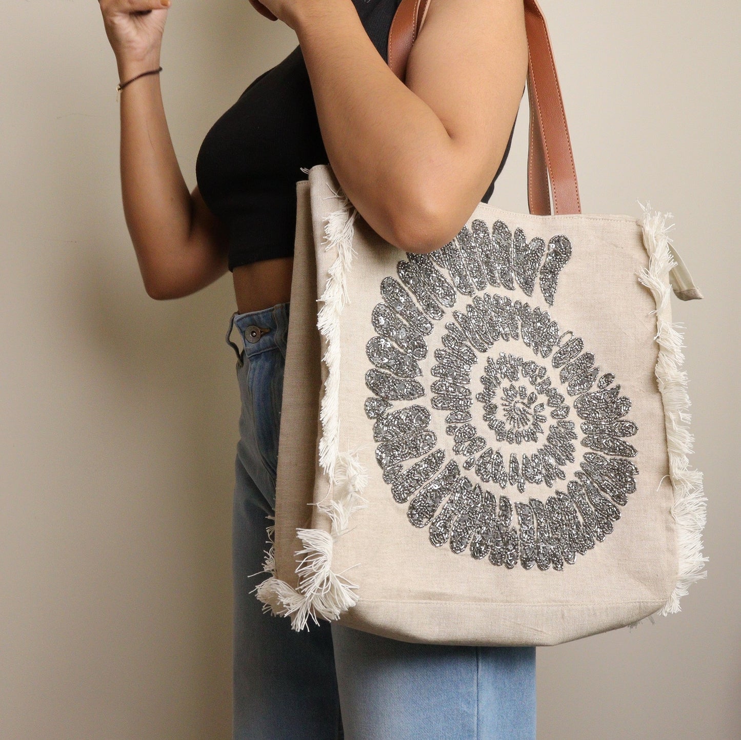 Urban Chic Classic Jacquard Tote