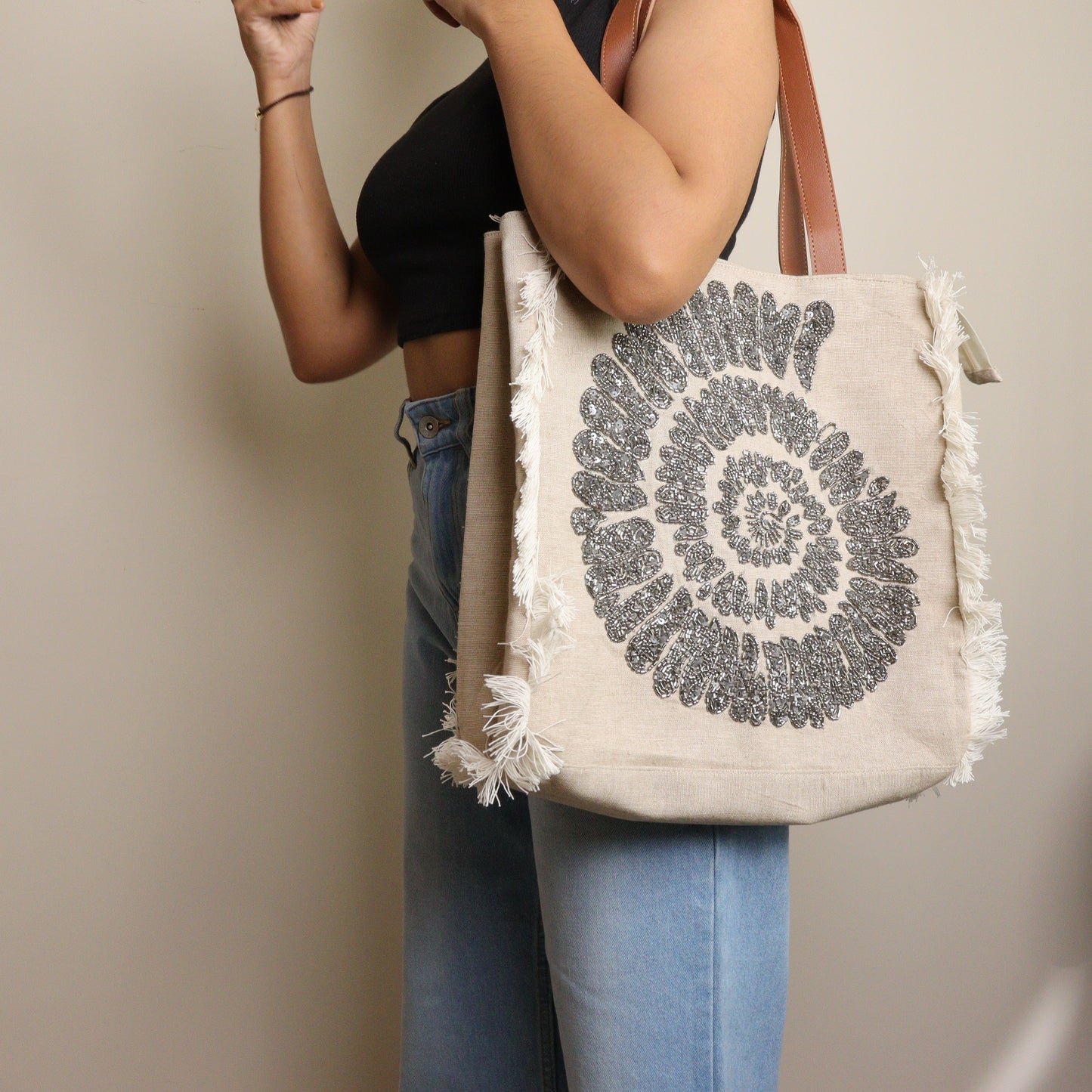 Urban Chic Classic Jacquard Tote