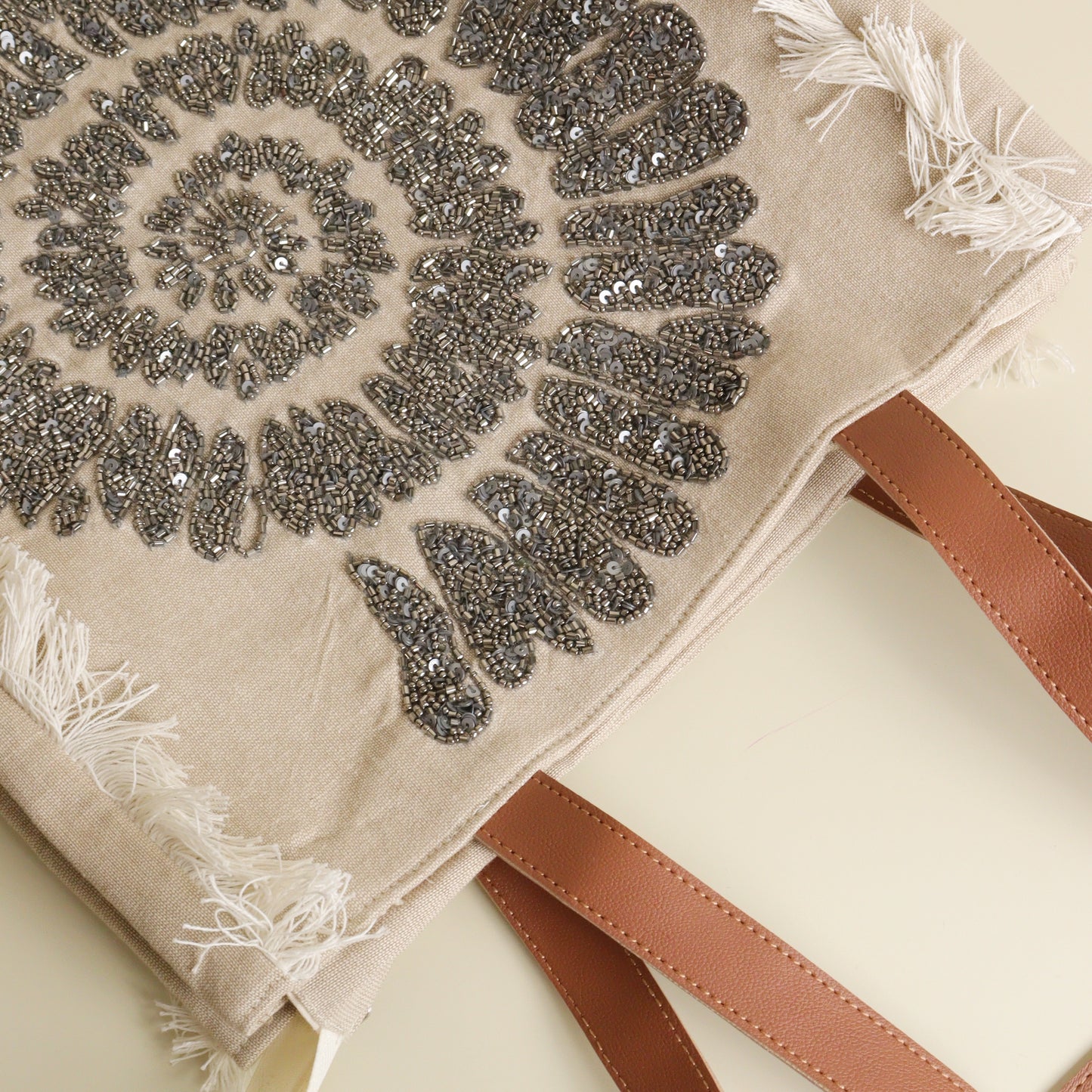 Urban Chic Classic Jacquard Tote