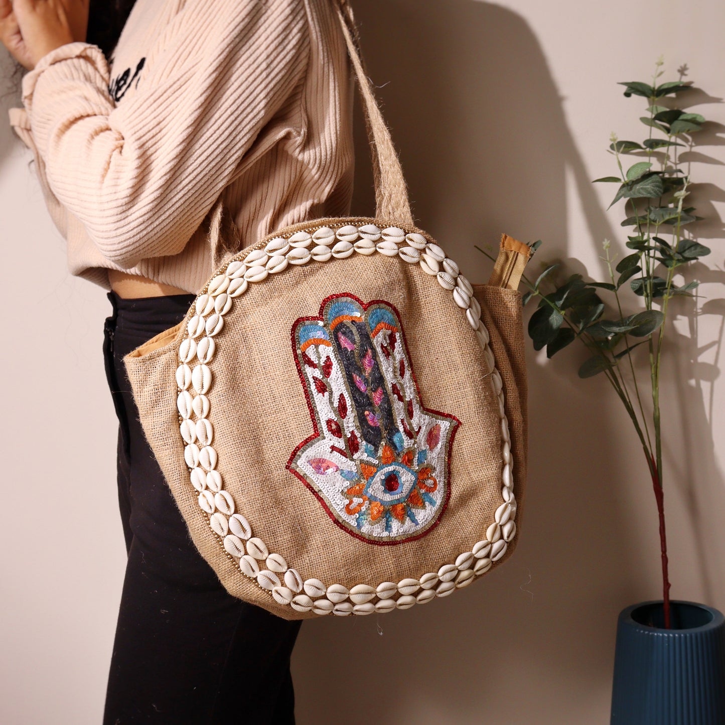 Hamsa Bonita Round - Tote Bag
