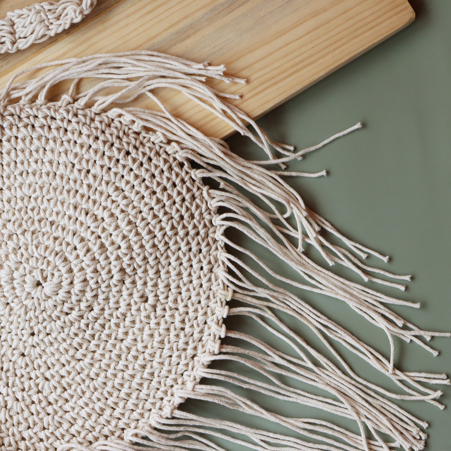 Macrame Off-White Round Sling