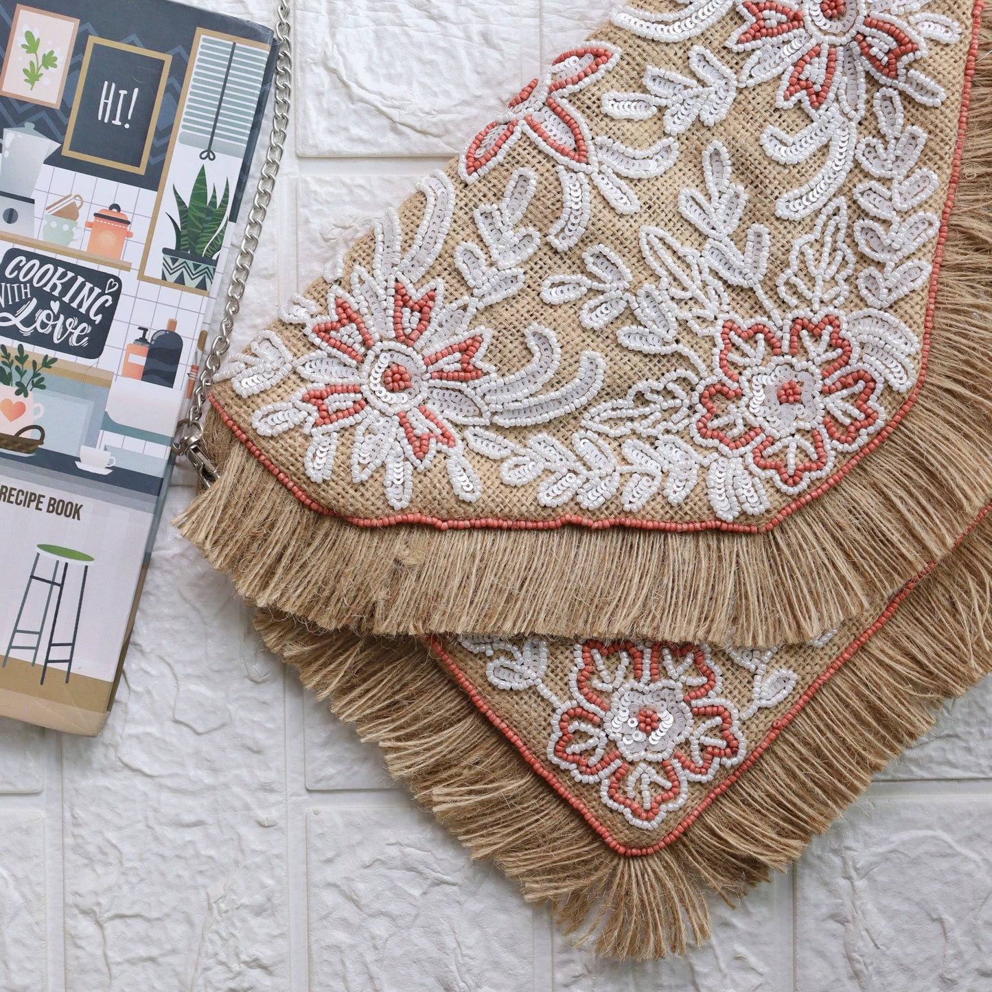 Jute Rose