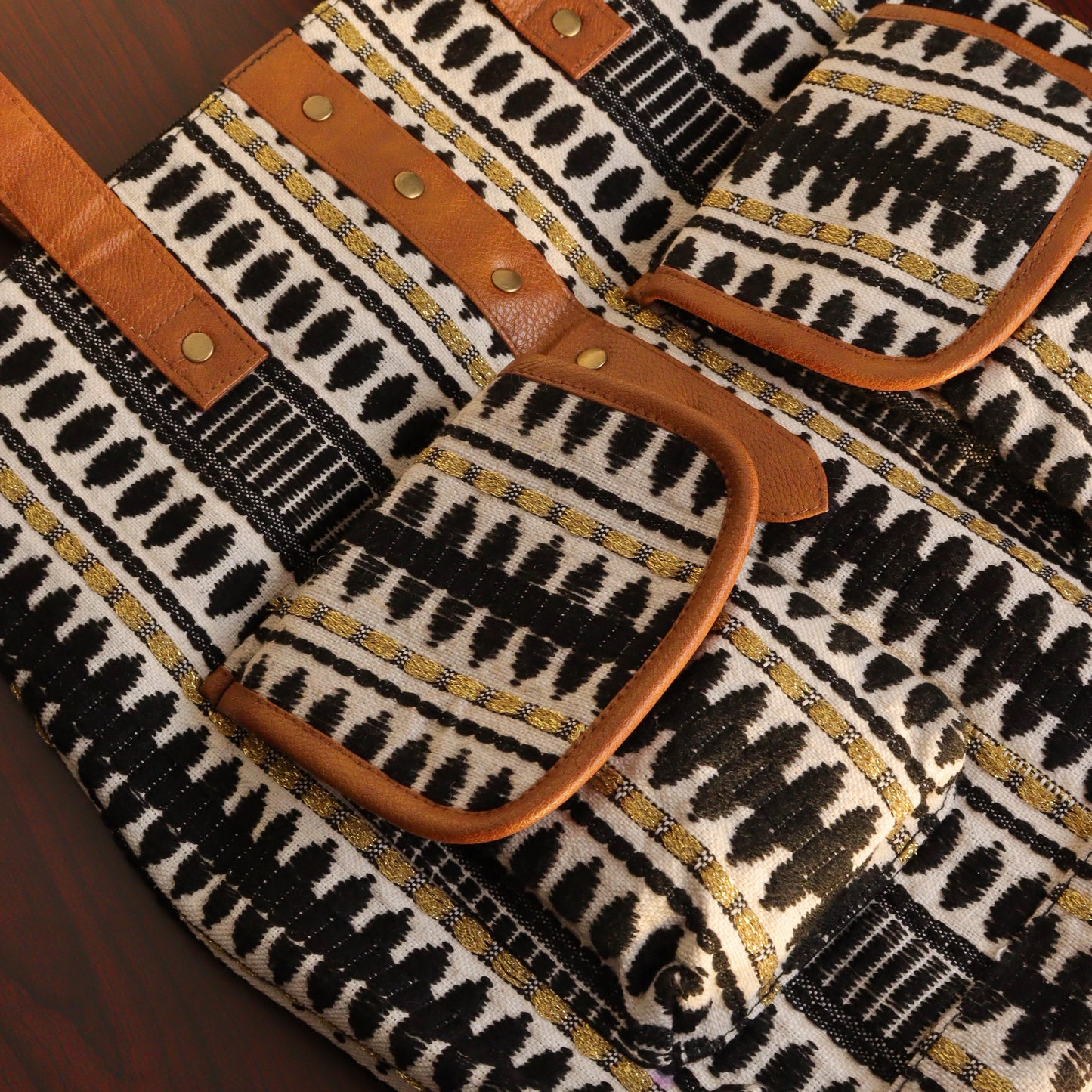 Black & White Sea Breeze Tote