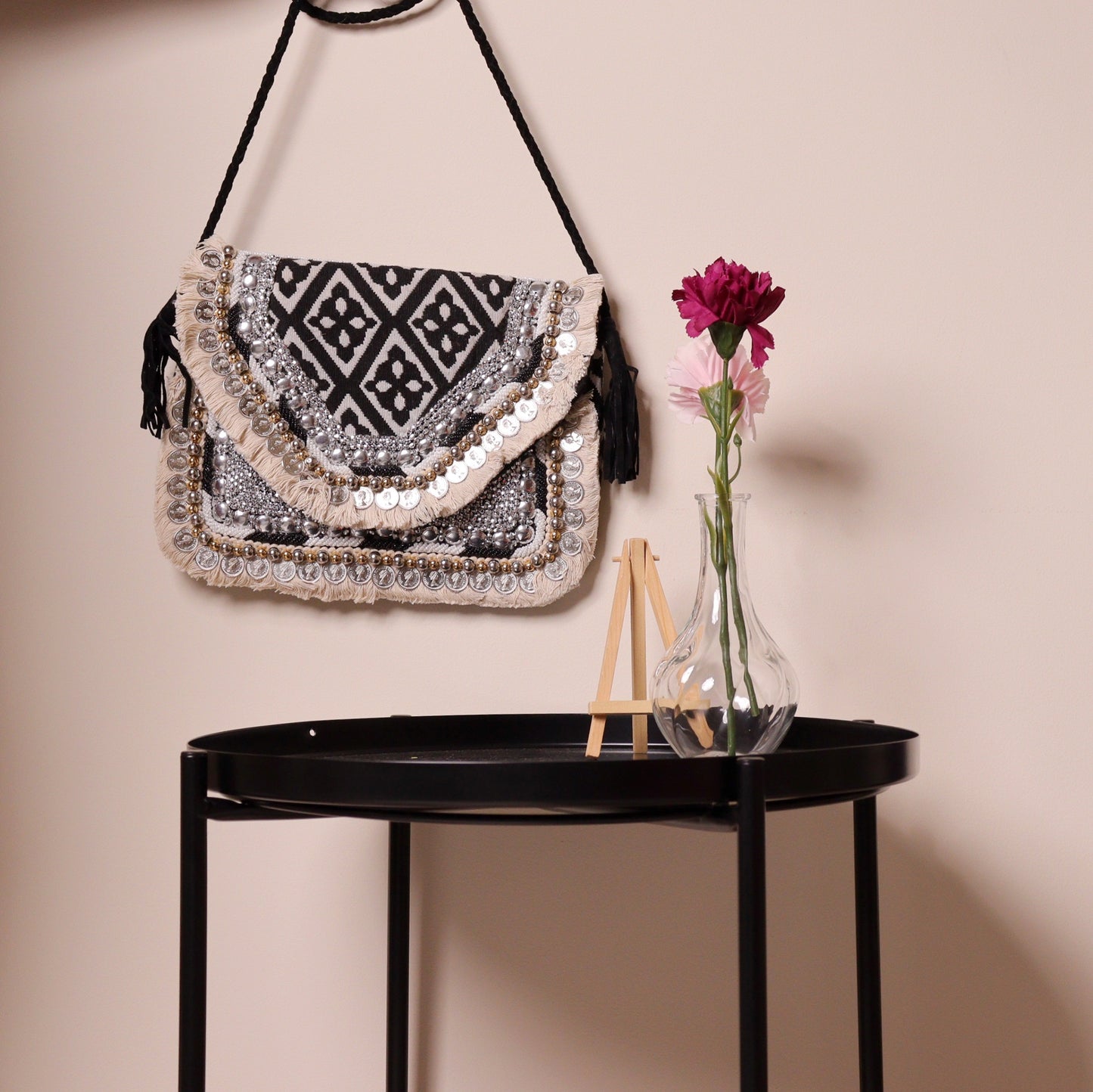 Hellas Jacquard Vee