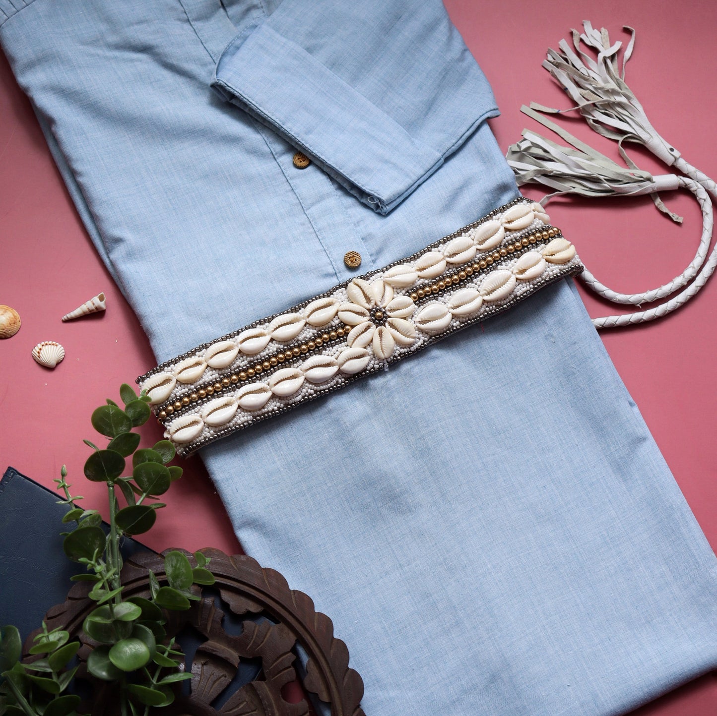 Aanya White Shell Waist Belt