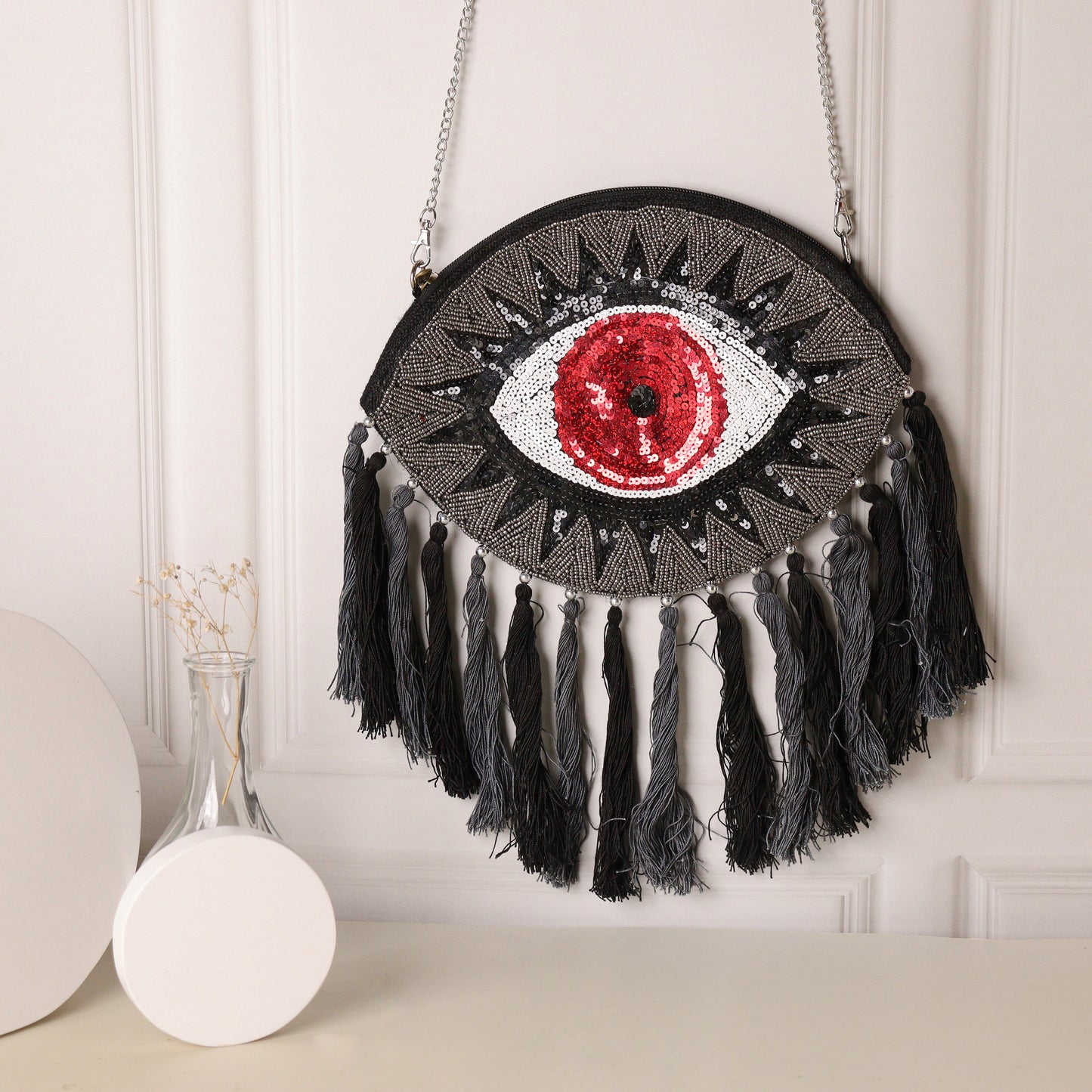 Eye Tassified Black