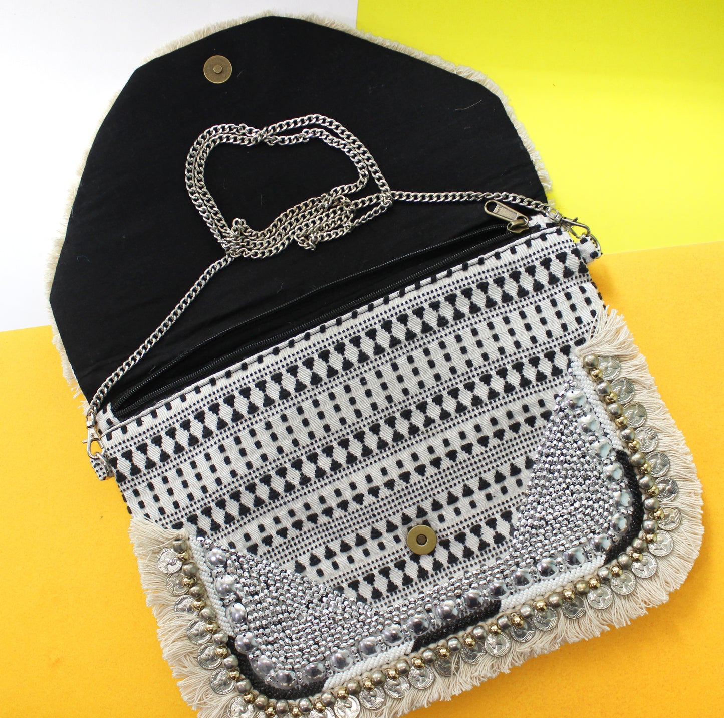 Hellas Black & White Jacquard Bag