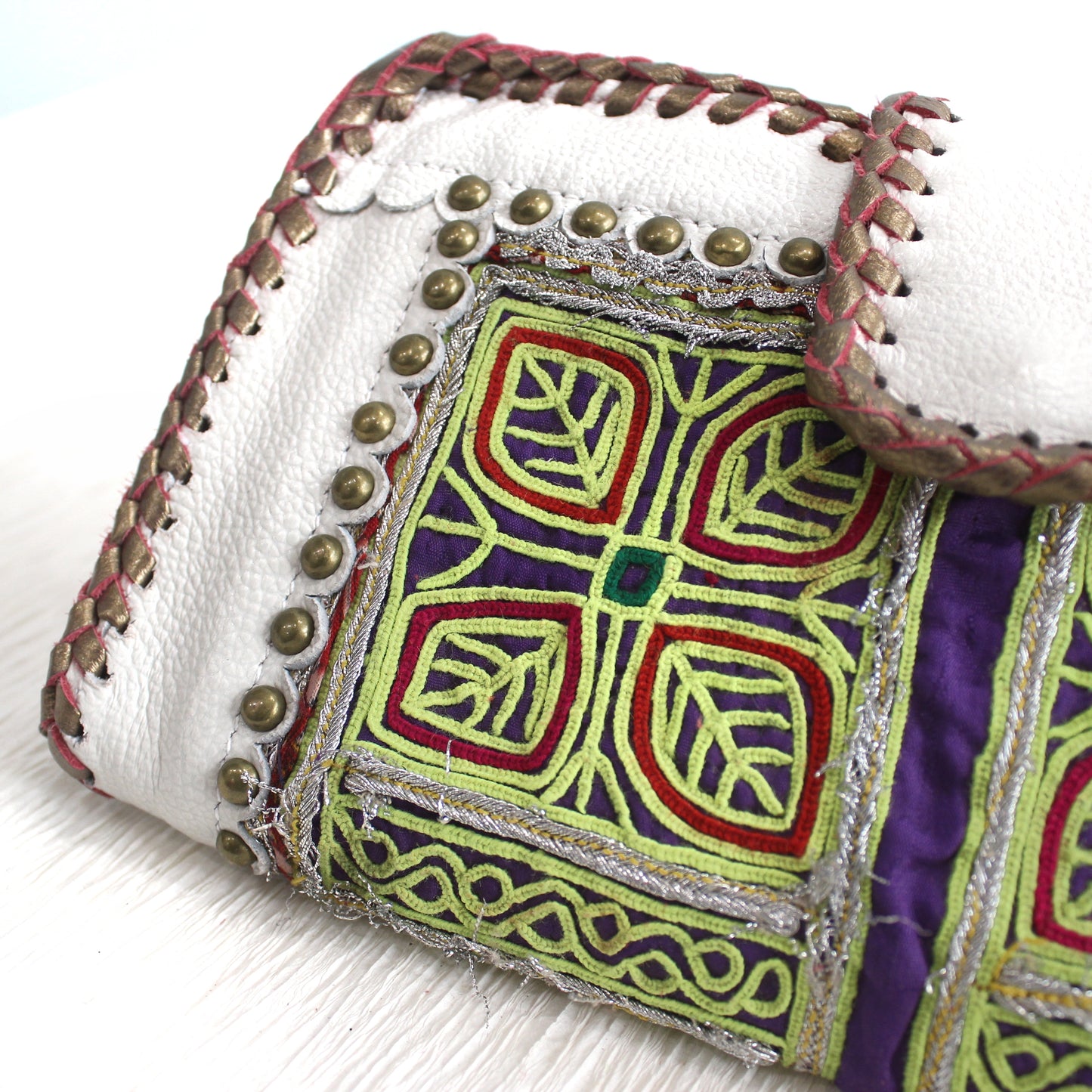 Premium Leather Banjara Wallet20 - White