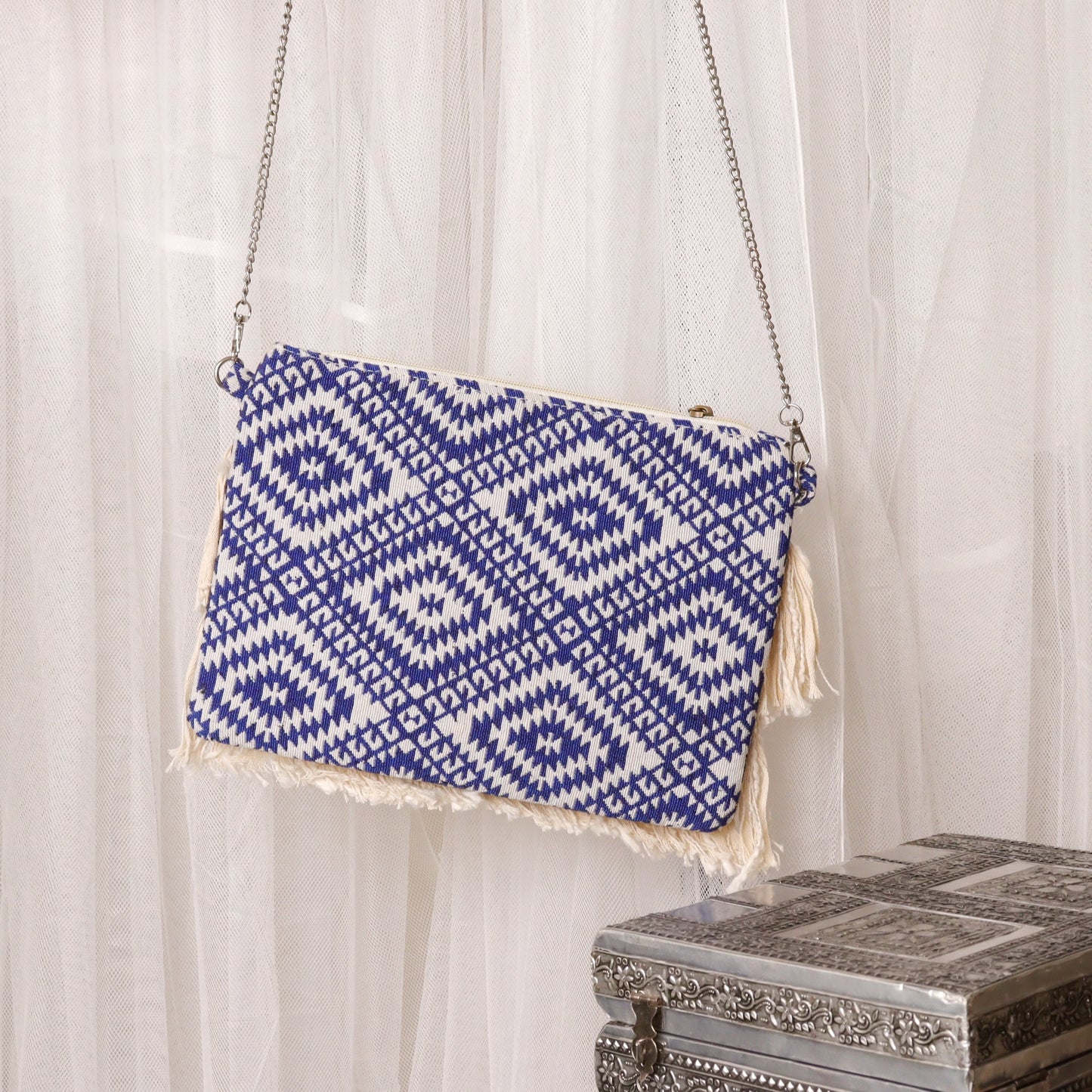 Jacquard Tasseled Blue