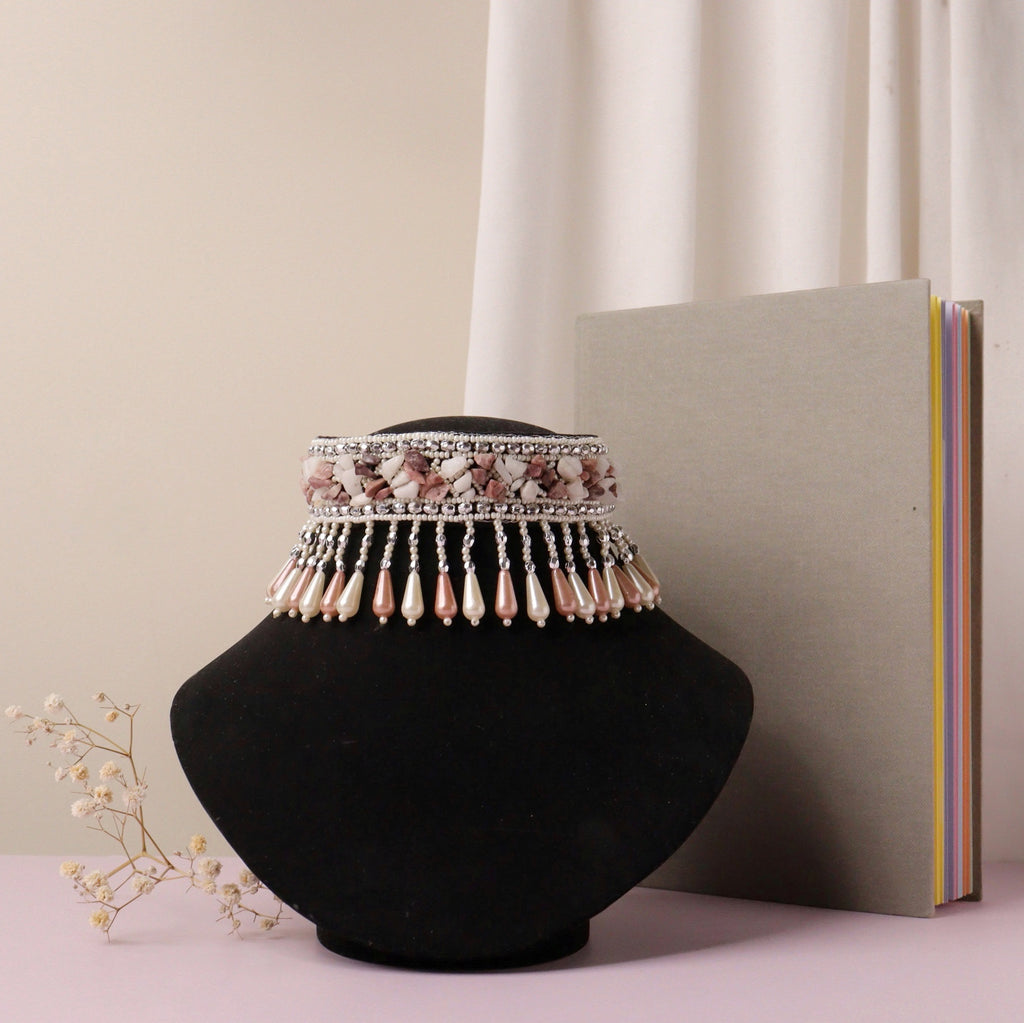 Joelle Cream Stoned Choker