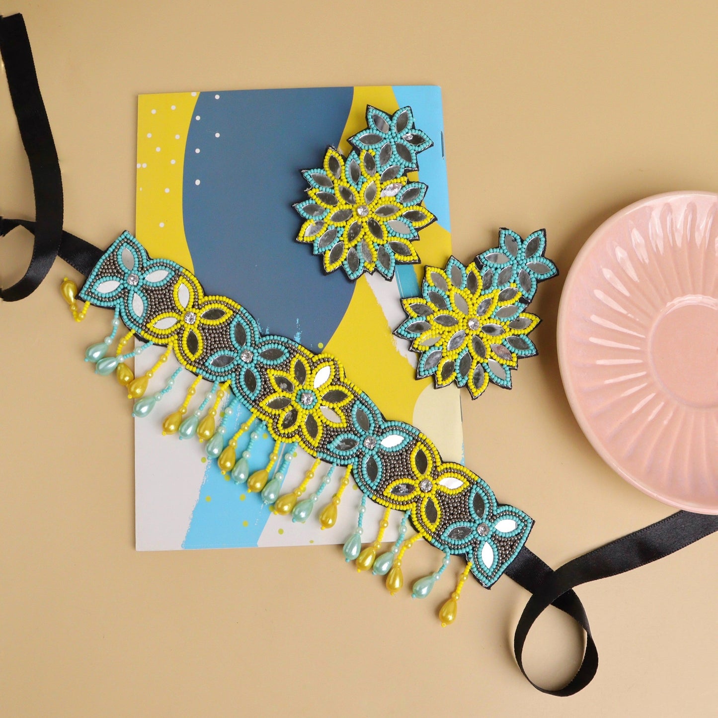 Amele Yellow Turquoise Mirror Necklace Set