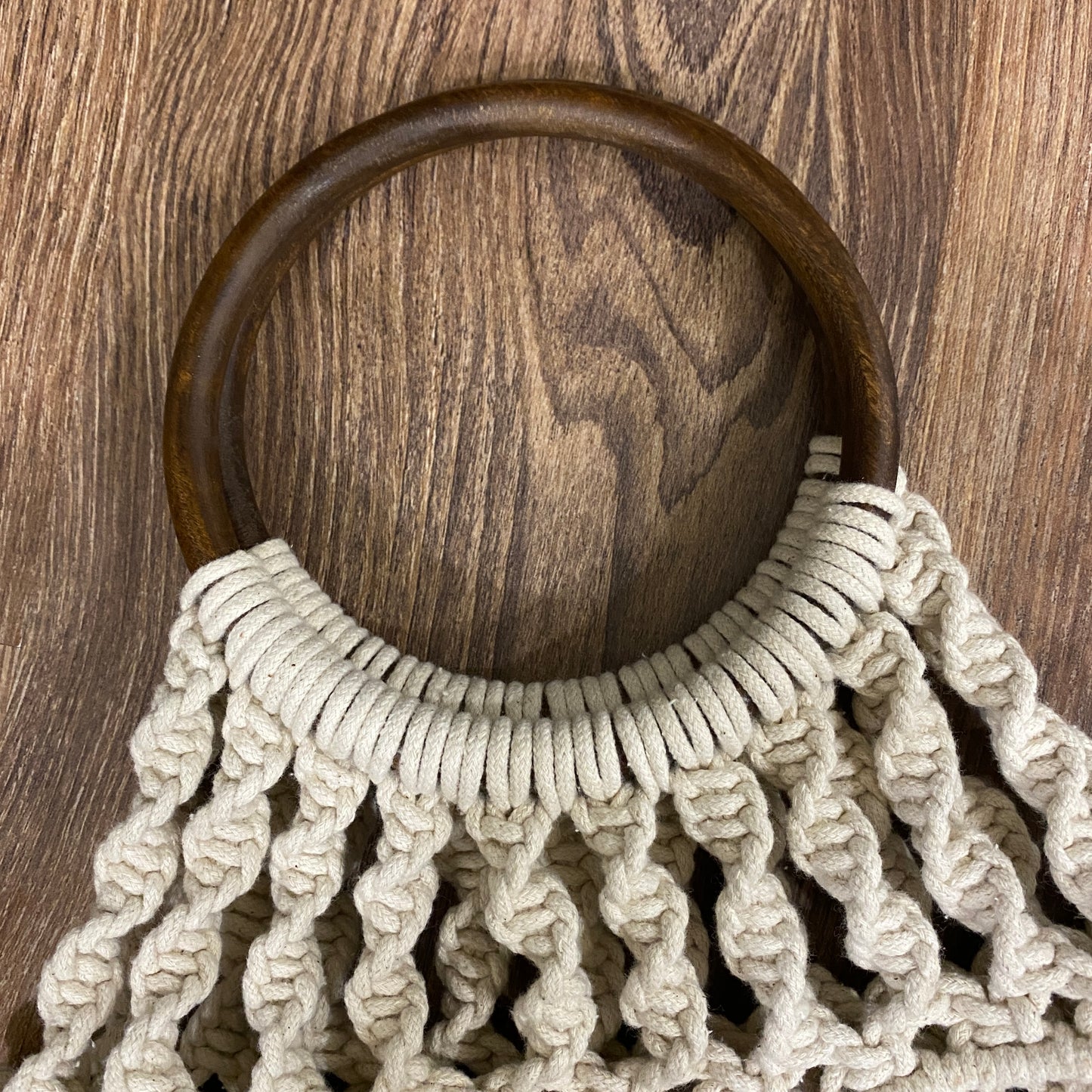 Macrame2 - Wooden Handle Bag1