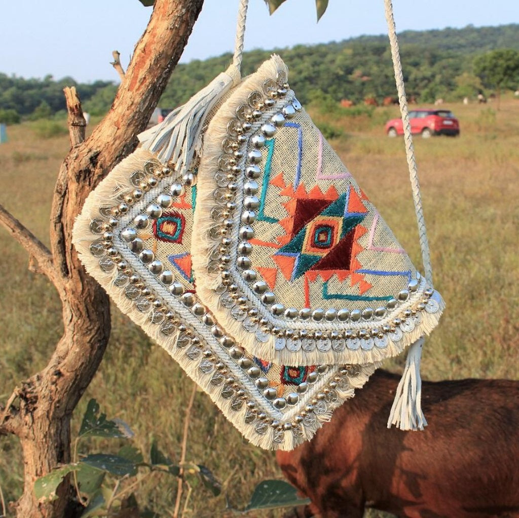 Boho Amulet White Embroidered Jute Coin  Bag